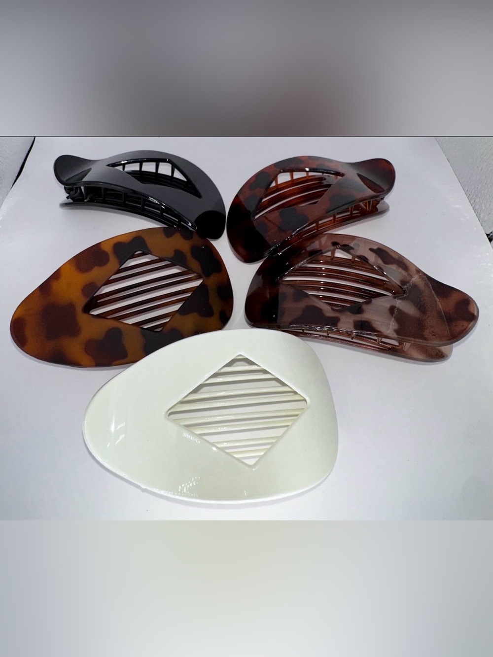 Classic Men's Hair Clip Set - White, Black, Tortoiseshell